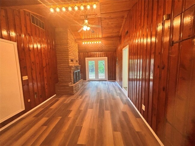 property at 9001 NE 36th St