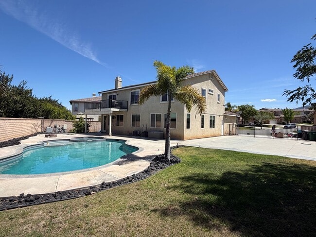 property at 885 Alsace Dr