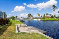 5239 Tiffany Ct in Cape Coral, FL - Foto de edificio - Building Photo