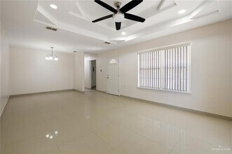 3001 Ashley Pl, Unit 3021 in Pharr, TX - Building Photo - Building Photo