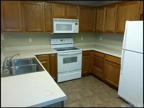 10800 Frenchmen Loop in North Little Rock, AR - Building Photo - Building Photo