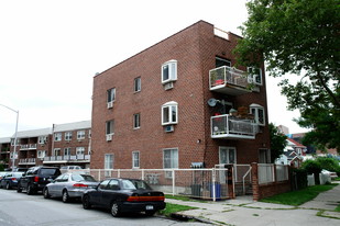 14001 32nd Ave Apartments