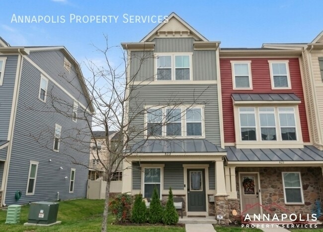 property at 623 Ravenwood Dr