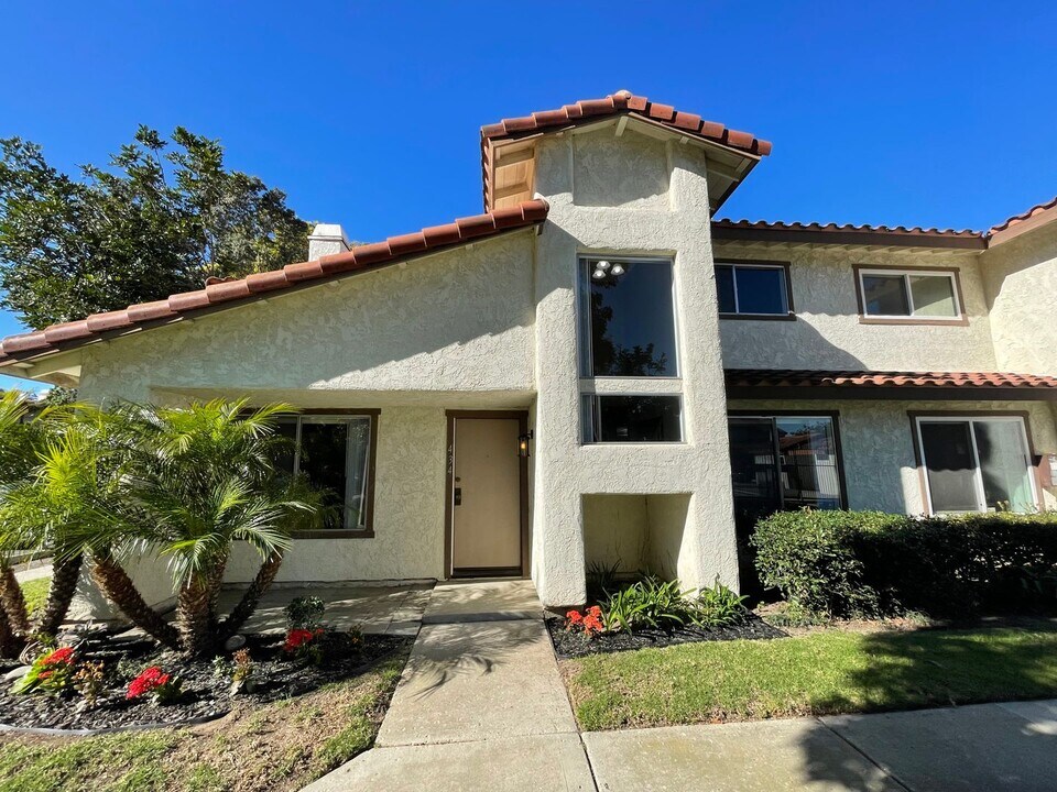 434 E Bard Rd in Oxnard, CA - Building Photo