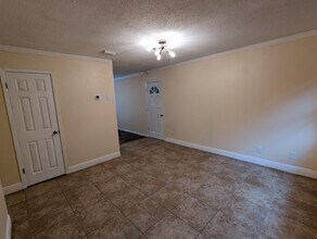 1010 Pinetree Rd in Mary Esther, FL - Building Photo - Building Photo