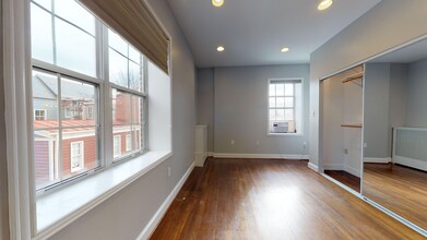 1711 35th St NW in Washington, DC - Building Photo - Building Photo