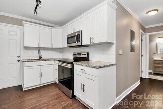 2213 Kennesaw Dr in Charlotte, NC - Building Photo - Building Photo