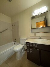 1414 W Elowin Ave in Visalia, CA - Building Photo - Building Photo