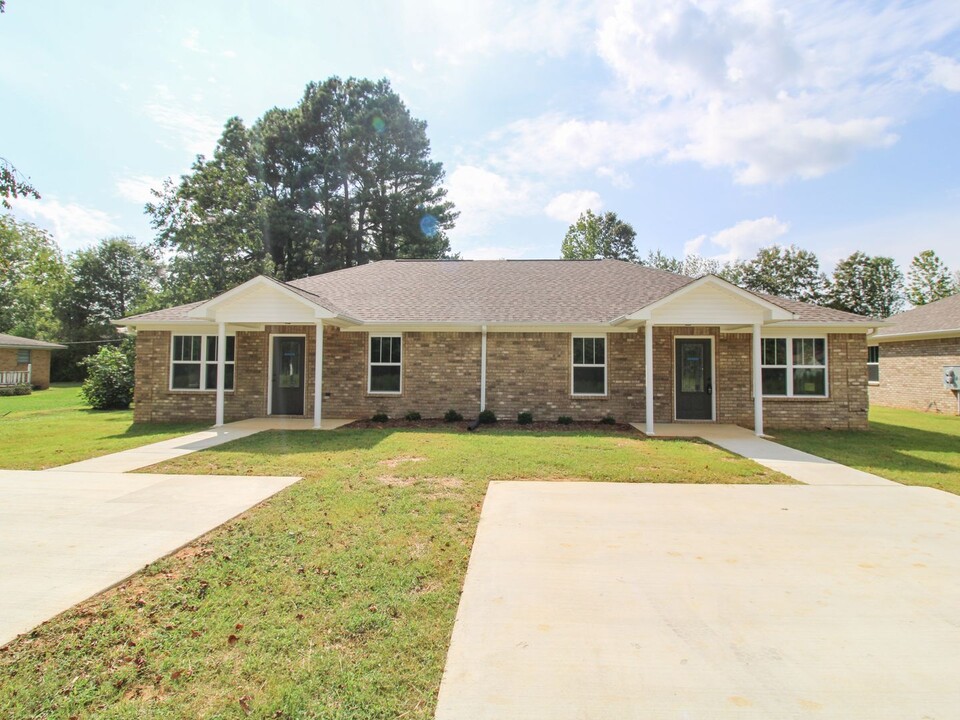 19823 Shady Acres Cir in Athens, AL - Building Photo