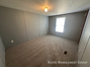 1060 Hunters Mountain Pkwy-Unit -1060 in Troy, AL - Building Photo - Building Photo