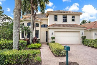 8405 Legend Club Dr in West Palm Beach, FL - Building Photo - Building Photo