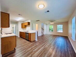 8508 Apple Carrie Cove in Austin, TX - Building Photo - Building Photo