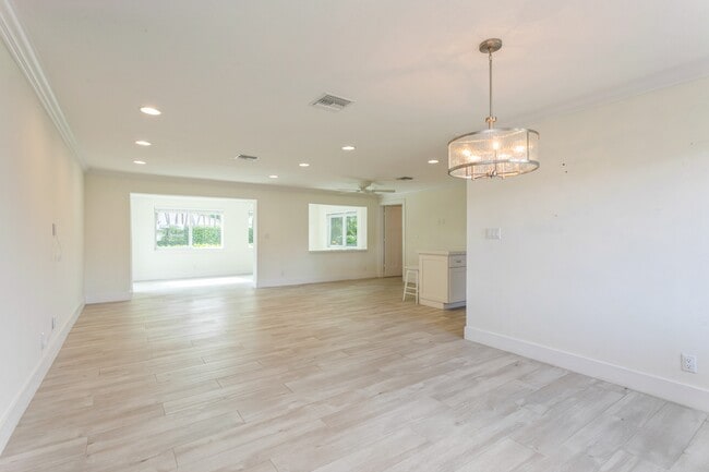property at 1615 Venus Ave