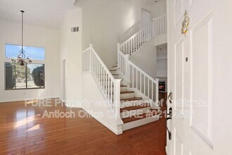 2304 Yorkshire Ct in Antioch, CA - Building Photo - Building Photo