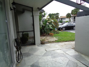 13739 Date Palm Ct in Delray Beach, FL - Building Photo - Building Photo