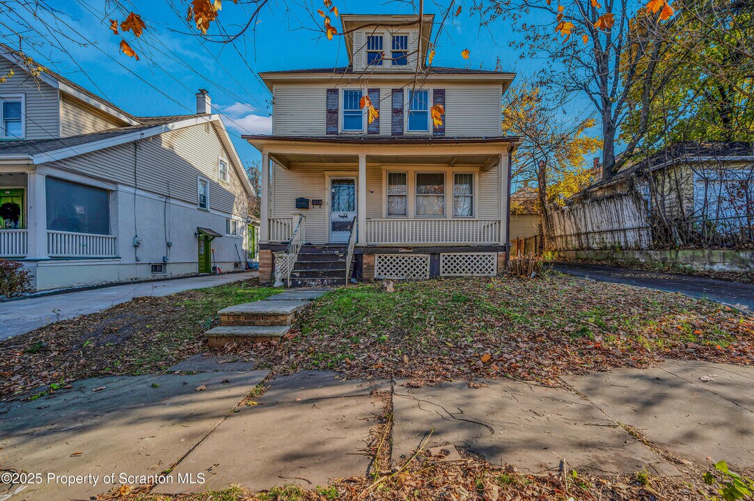21 Stafford Ave in Scranton, PA - Building Photo