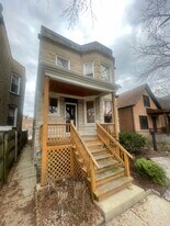 1111 N Spaulding Ave, Unit #1 in Chicago, IL - Building Photo