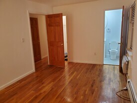 3628 166th St, Unit Second Floor in Flushing, NY - Building Photo