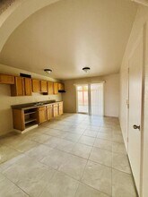 2312 E Highland Dr in Tucson, AZ - Building Photo - Building Photo