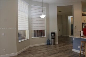 6334 SW 192nd Ave in Fort Lauderdale, FL - Building Photo - Building Photo