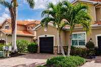 28013 Sosta Ln in Bonita Springs, FL - Foto de edificio - Building Photo