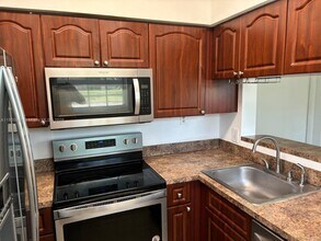 620 Cypress Club Way in Pompano Beach, FL - Building Photo - Building Photo