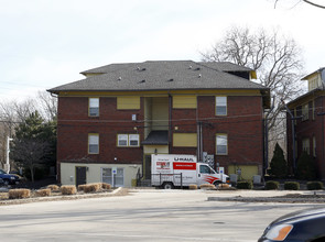 VILLAGE AT FALL CREEK in Indianapolis, IN - Building Photo - Building Photo