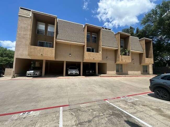 4044 Buena Vista St in Dallas, TX - Building Photo - Building Photo