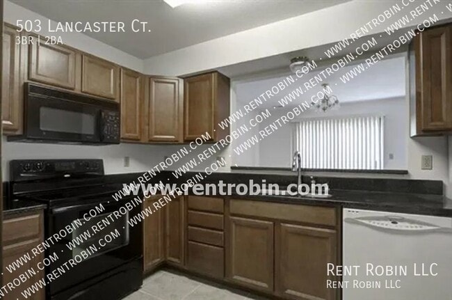 503 Lancaster Ct in Lawrence, KS - Building Photo - Building Photo