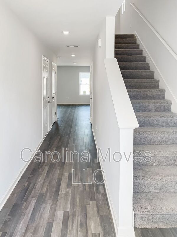 667 Farmstead Trail in Inman, SC - Building Photo - Building Photo