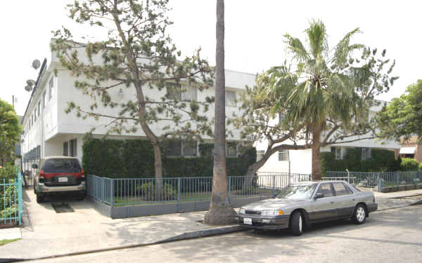 2348-2356 W 21st St in Los Angeles, CA - Building Photo