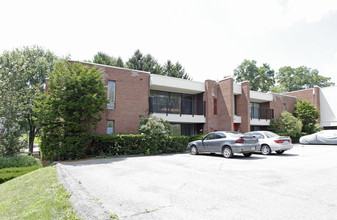 The Pearl Apartments in Coraopolis, PA - Building Photo - Building Photo