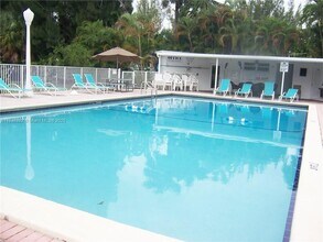 1025 SE 15th St in Fort Lauderdale, FL - Building Photo - Building Photo