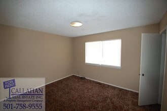5705 Sorenson St in North Little Rock, AR - Foto de edificio - Building Photo