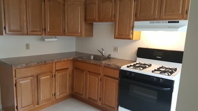 526 Pearl St in Catasauqua, PA - Building Photo - Building Photo