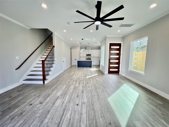 property at 3031 Dennis St