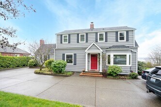 4930 Harbor View Dr NE in Tacoma, WA - Building Photo - Building Photo