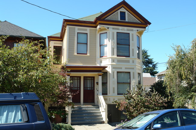 41 Yosemite Ave in Oakland, CA - Foto de edificio - Building Photo