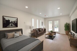 2410 SW Brandon St in Seattle, WA - Building Photo