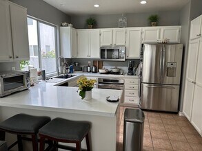 30806 St Jean Ct in Westlake Village, CA - Building Photo - Building Photo