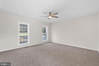 100 Holiday Ct in Bentonville, VA - Building Photo - Building Photo