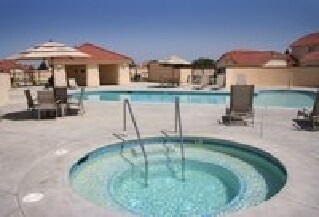 Lotus Villas in Bakersfield, CA - Building Photo - Building Photo