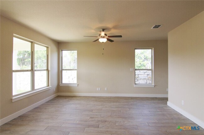 712 Gristmill Dr in New Braunfels, TX - Building Photo - Building Photo