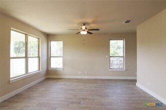 712 Gristmill Dr in New Braunfels, TX - Building Photo - Building Photo