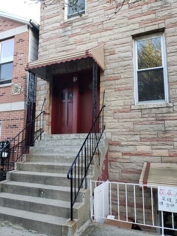 231 W 23rd St in Chicago, IL - Building Photo