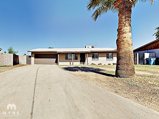 property at 8048 W Clayton Dr