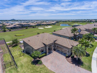 1405 Deuce Cir in Davenport, FL - Foto de edificio - Building Photo