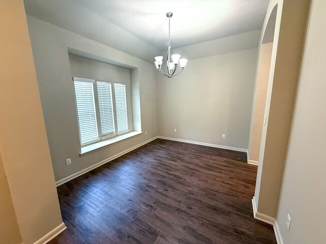 property at 117 Green Haven Dr