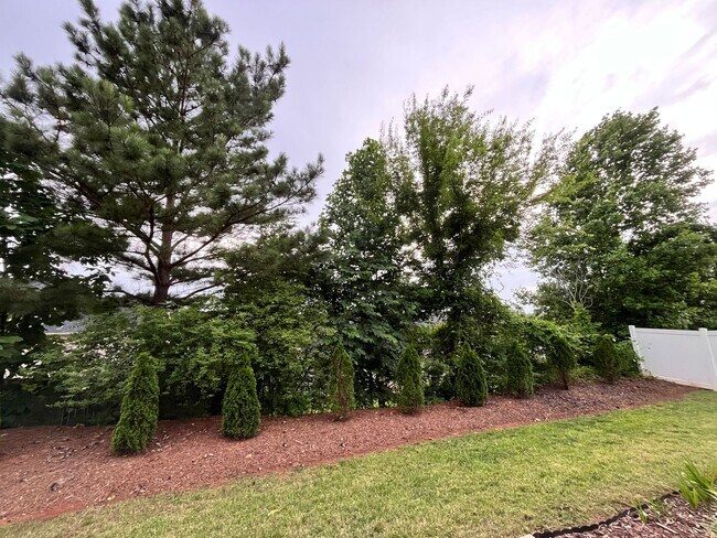 8 Boyden Dr in Piedmont, SC - Building Photo - Building Photo
