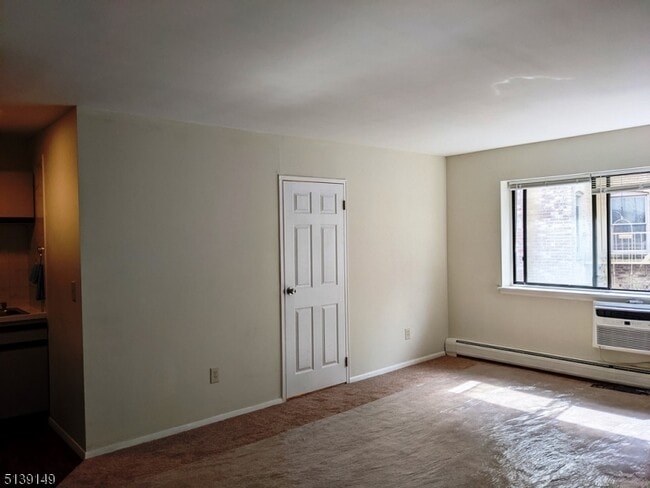 206 Broad St in Bloomfield, NJ - Building Photo - Building Photo